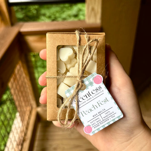 Peach Scented Nontoxic Heart-Shaped Wax Melts pink and green